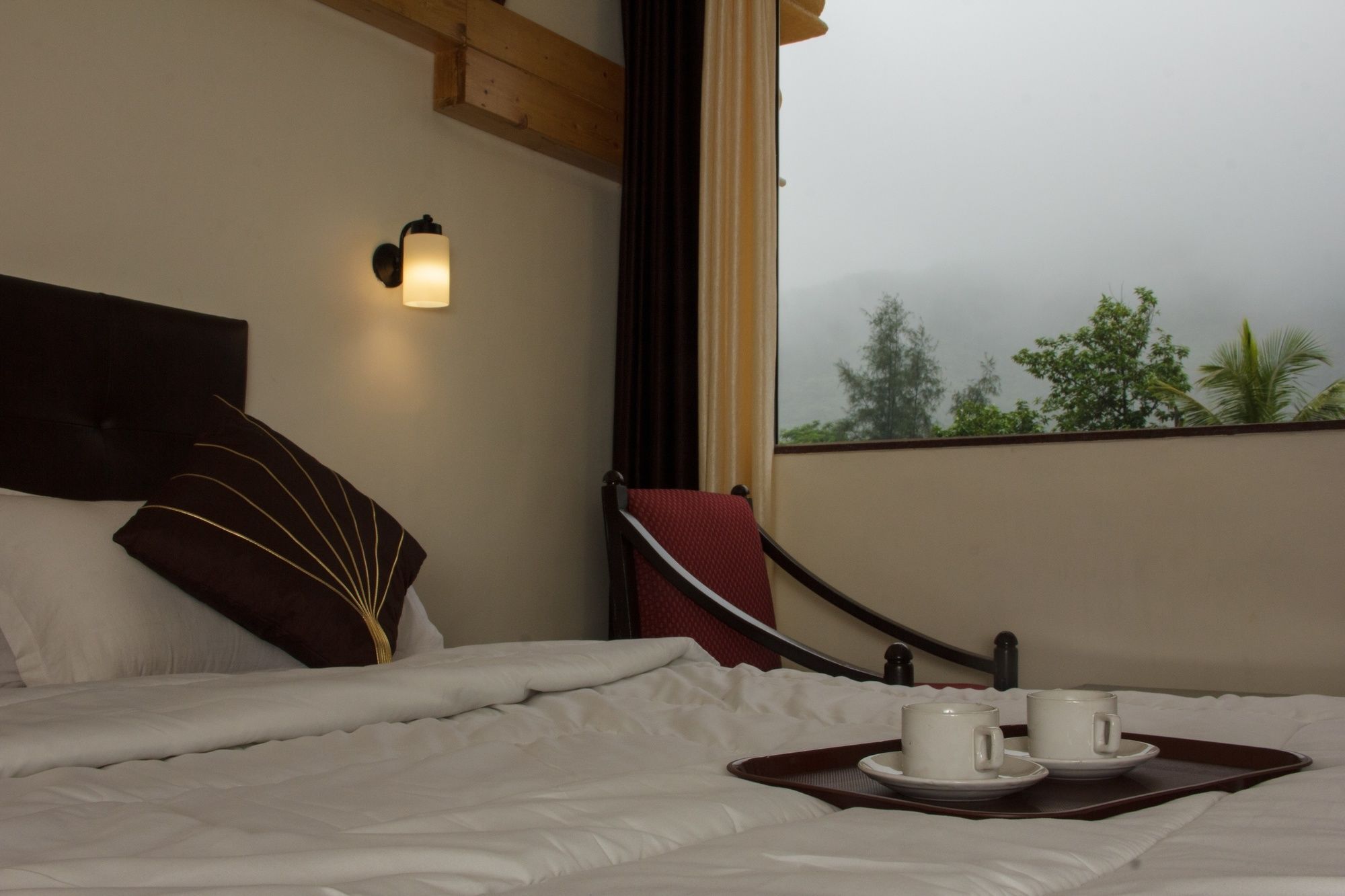 Oyo 9806 Hotel Arvi Lonavala Eksteriør billede